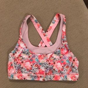 Lululemon sports bra